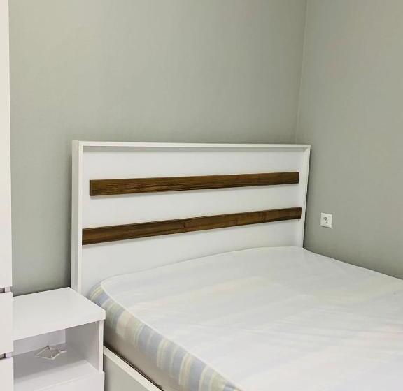 اتاق استاندارد با بالکن, Emma S Guest House