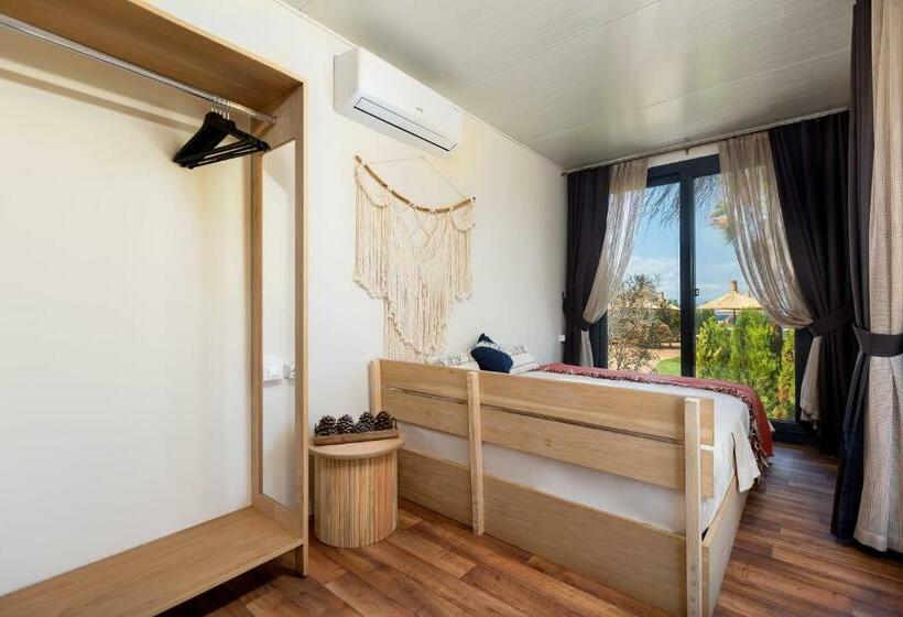 اتاق استاندارد با چشم‌انداز دریا, Anda Beach Bistro & Rooms