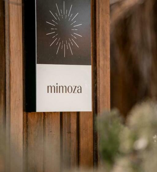 اتاق استاندارد, Anda Beach Bistro & Rooms