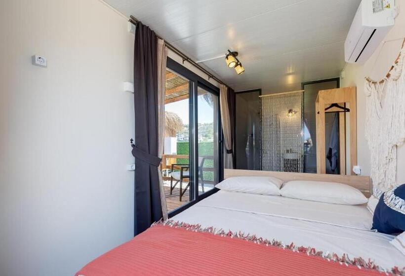 اتاق استاندارد, Anda Beach Bistro & Rooms