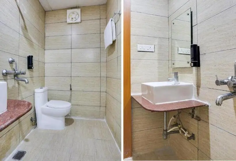 トリプルクラシックルーム, Super Collection O Bhiwadi Formerly Ridgewood Palace
