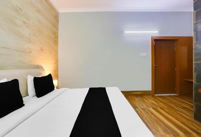 غرفة كلاسيكية ثلاثية, Super Collection O Bhiwadi Formerly Ridgewood Palace