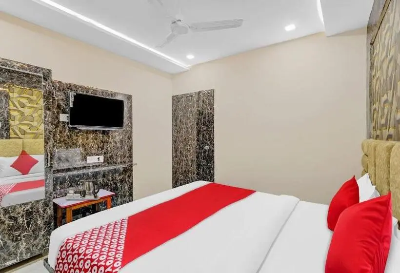 Classic Kolmen Hengen Huone, Dreamland Chandkheda