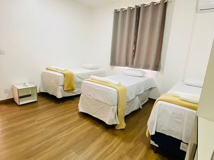 חדר סטנדרט לשלושה, Santorine Plaza   Itabira   Próximo A Fundação Cultural Carlos Drummond Andrade