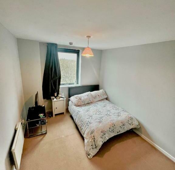 חדר סטנדרט, En Suite Double Room In Shared City Center Apartment