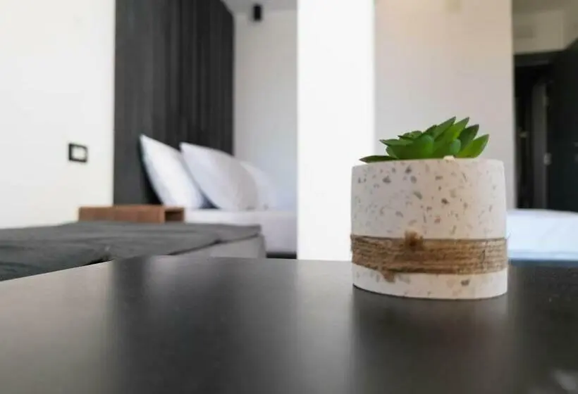 اتاق لوکس, Sand Apartments
