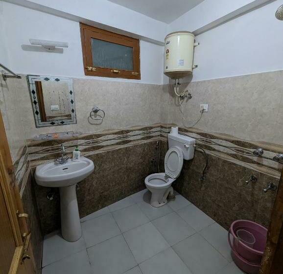 Camera Deluxe con Balcone, Attic Monkey Cafe & Rooms