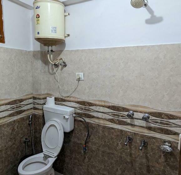 Camera Deluxe con Balcone, Attic Monkey Cafe & Rooms