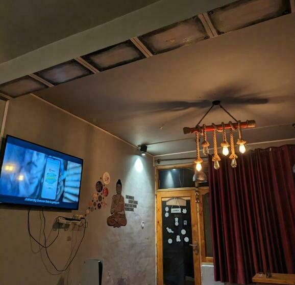 Camera Deluxe con Balcone, Attic Monkey Cafe & Rooms