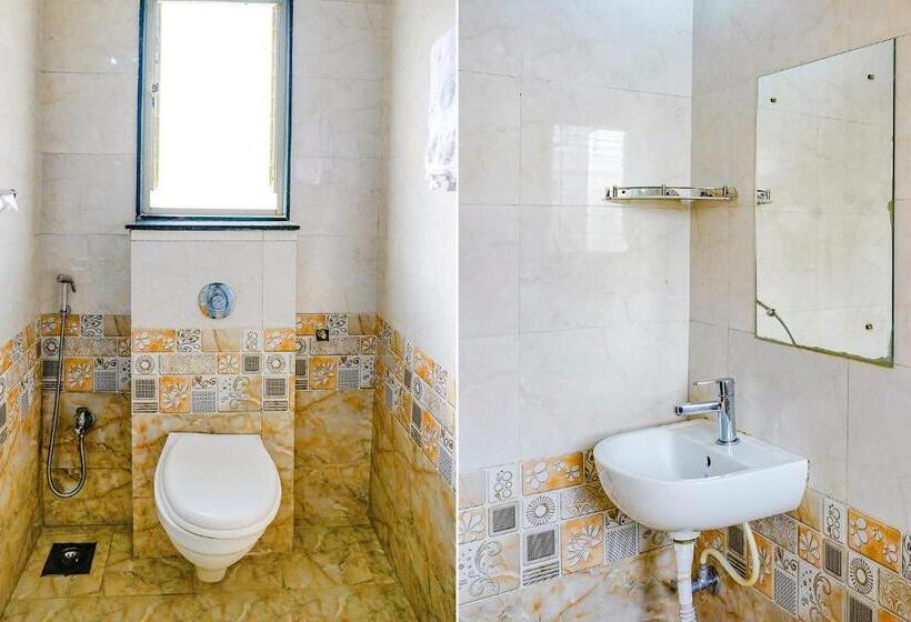 Quarto Deluxe, Fabhotel Himalay