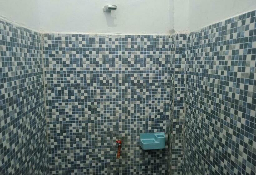 اتاق استاندارد, Sipakatau Homestay Bira