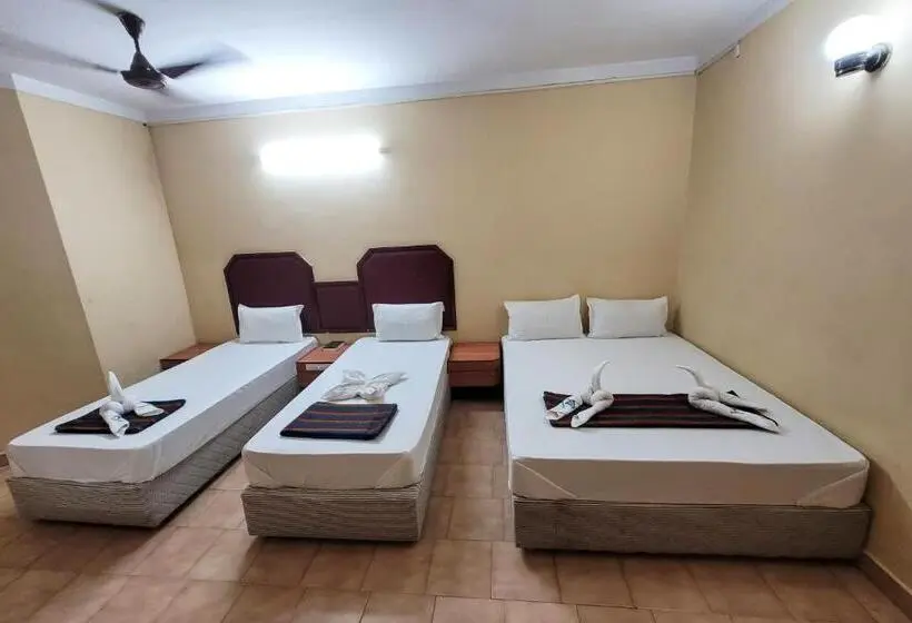 スタンダード４人部屋, Ymca   Near Meenakshi Amman Temple Madurai