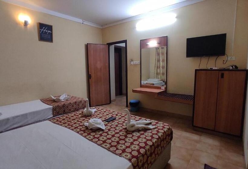 Номер Стандарт Трехместный, Ymca   Near Meenakshi Amman Temple Madurai