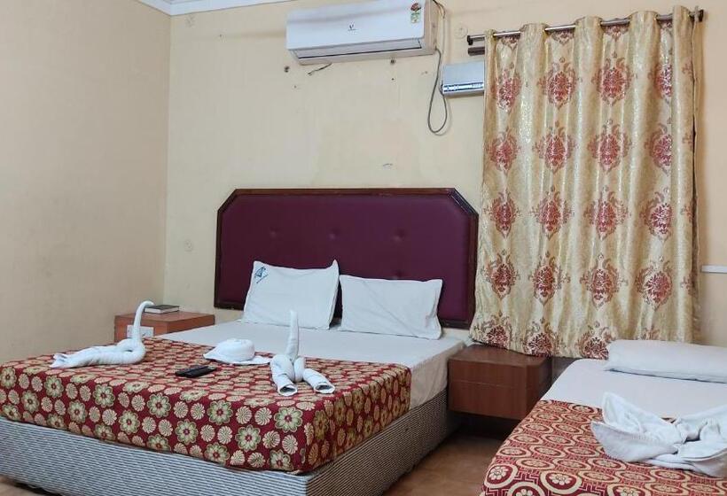 Номер Стандарт Трехместный, Ymca   Near Meenakshi Amman Temple Madurai