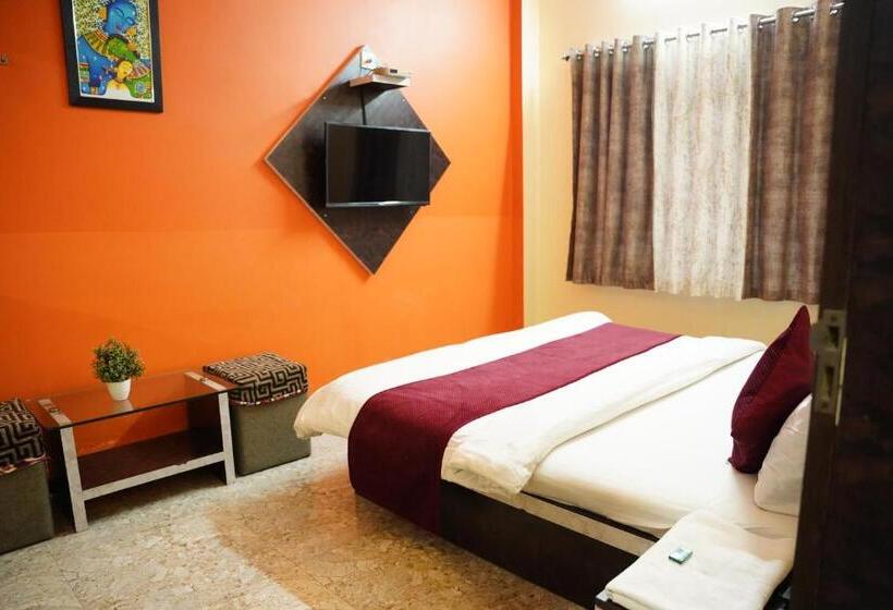 חדר דלוקס, Mahishmati Palace