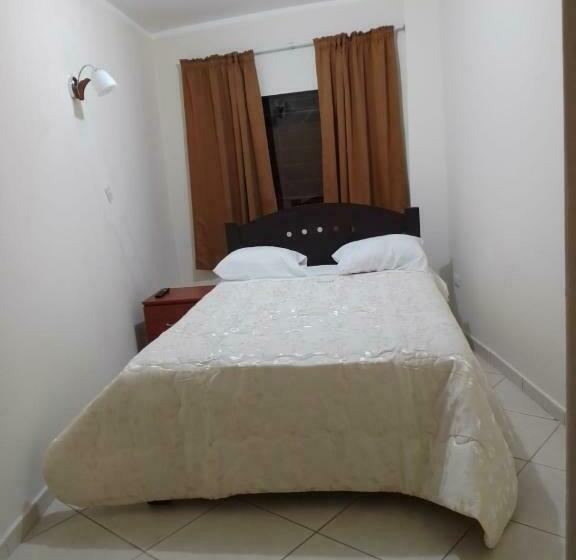 غرفة عائلية, S Magnolias