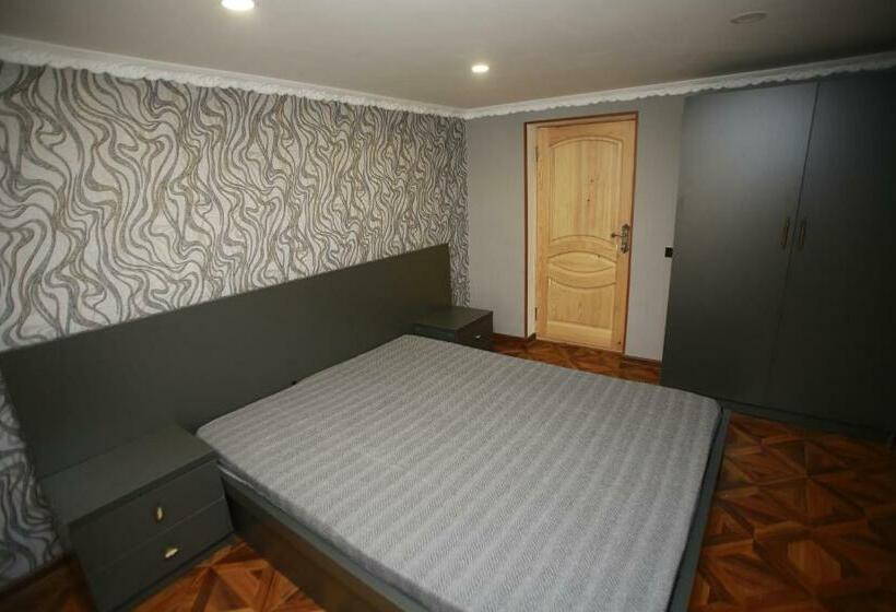 اتاق اکونومی, Guest House Nikola