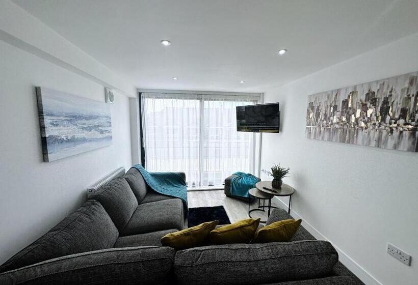 침실 1개 발코니 아파트, The Atlantis   Tower Apartments