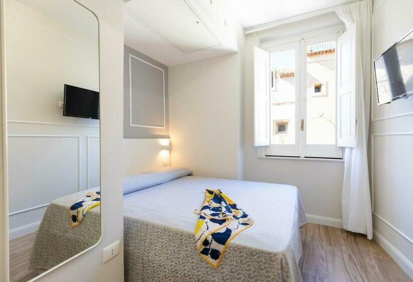 スタンダードルーム, All’angolo Della Torre