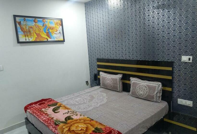 标准间, Imperial Crown