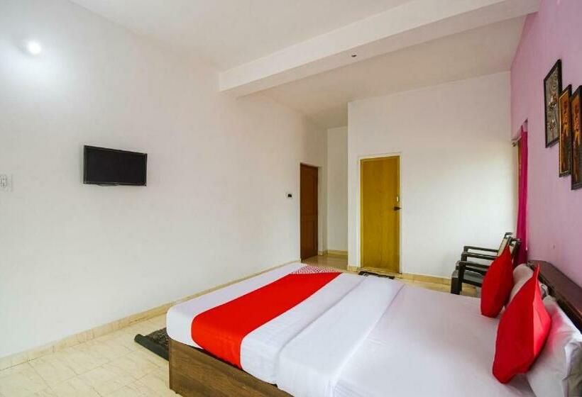 Трехместный Номер Классика, Spot On Hotel Dibyansh