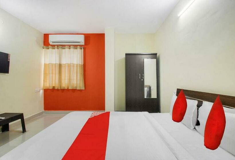 חדר קלאסי לשלושה, Fabexpress Royal Prime Suits