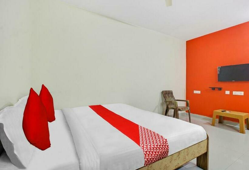 חדר קלאסי לשלושה, Fabexpress Royal Prime Suits