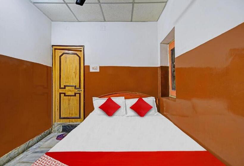 Номер Стандарт, Oyo Flagship 81060 Tulsi Inn