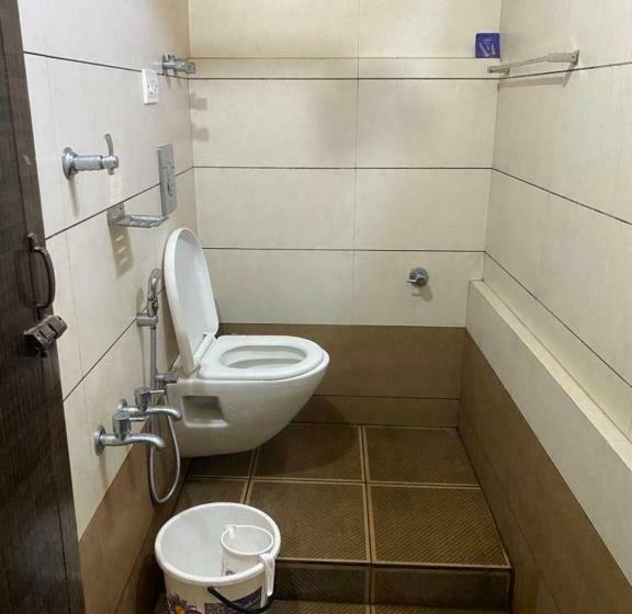 غرفة ديلوكس, Redbell Suites Calicut