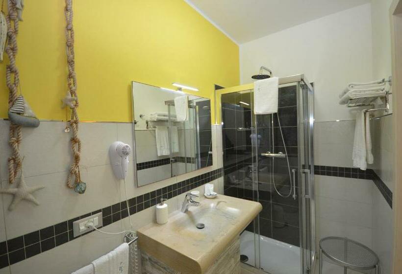 اتاق لوکس, Le Stelle