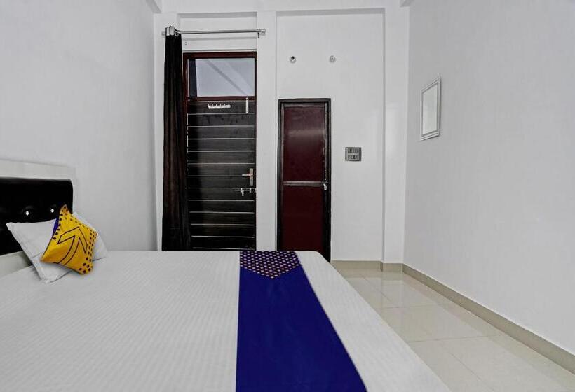 غرفة قياسية, Spot On J S Residency