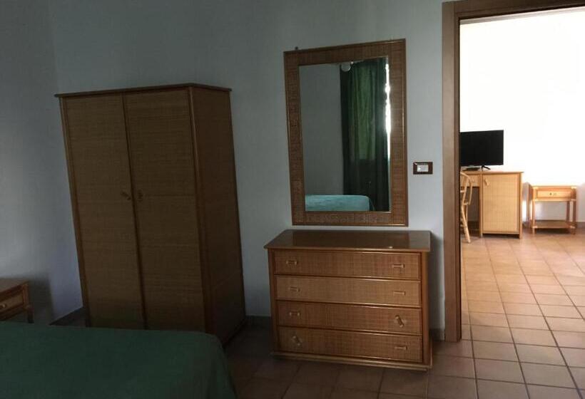 דירת חדר בקומת קרקע, Messapia Hotel & Resort