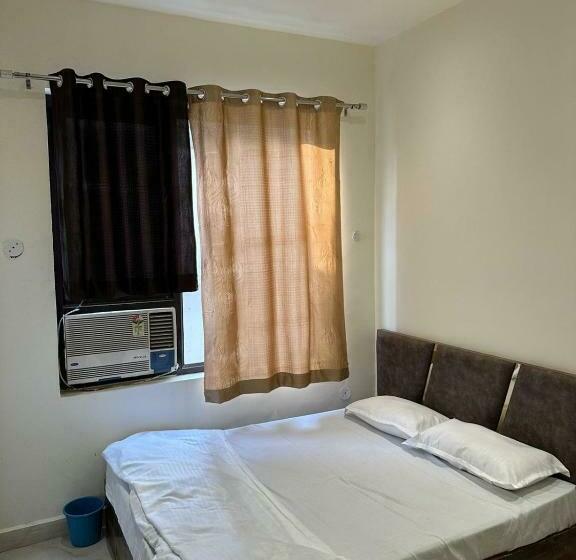 اتاق استاندارد, Crysta Guest House