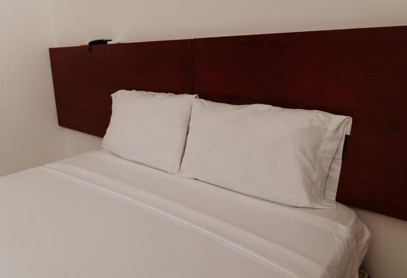 Номер Стандарт, Sunrise Guamal