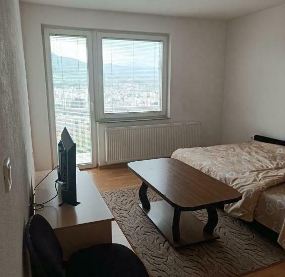 آپارتمان 1 خوابه با بالکن, 2bdr Apt With Balcony With View Free Parking