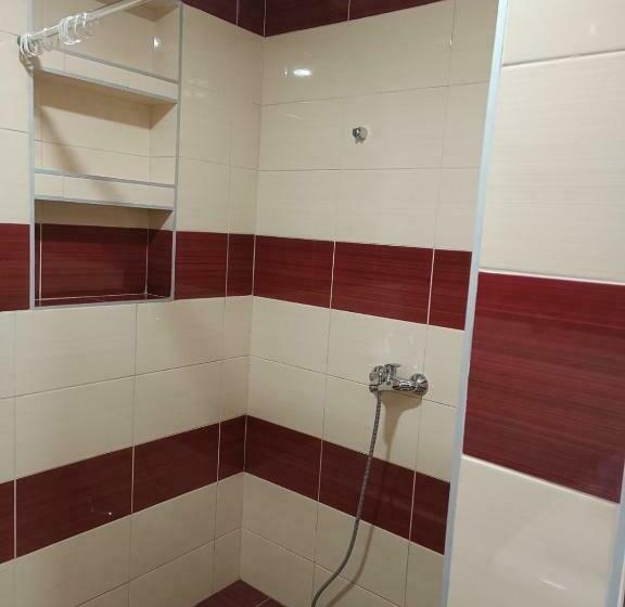 آپارتمان 1 خوابه با بالکن, 2bdr Apt With Balcony With View Free Parking