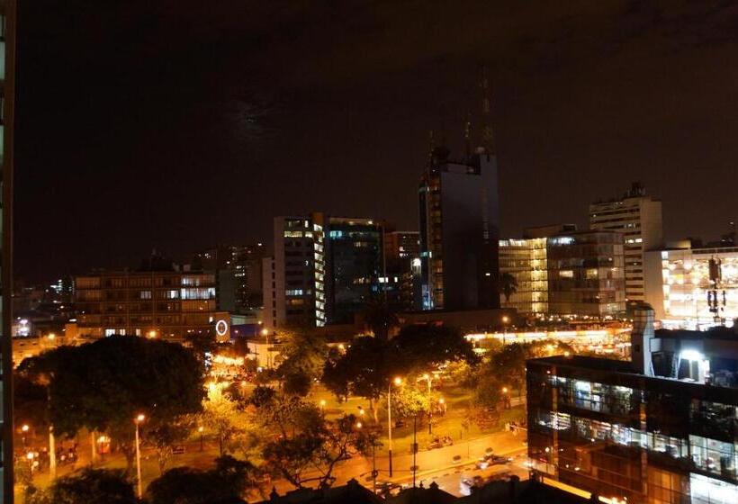 Premium Suite, Atrium Miraflores