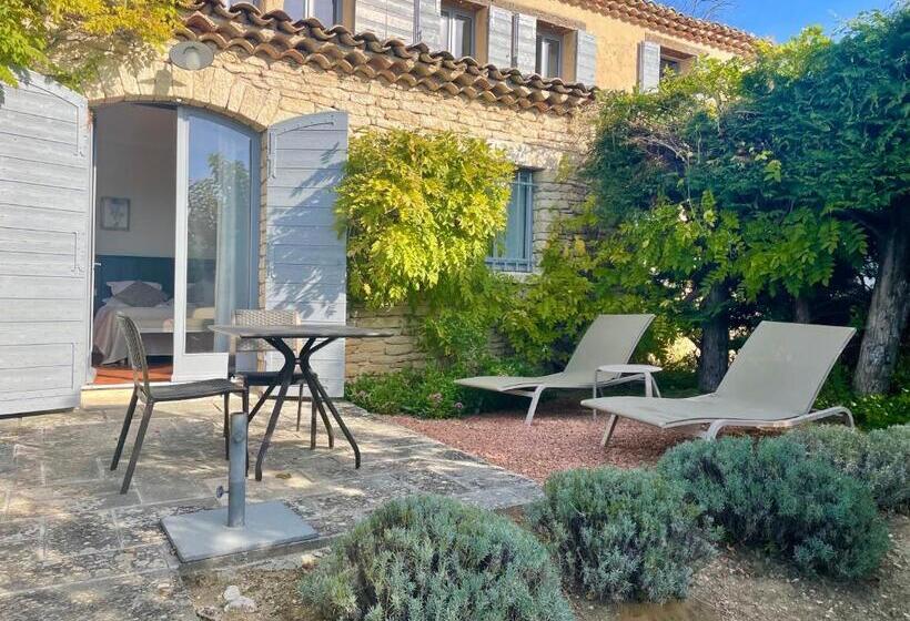 غرفة قياسية مطلّة علي الحديقة, Domaine De L Enclos