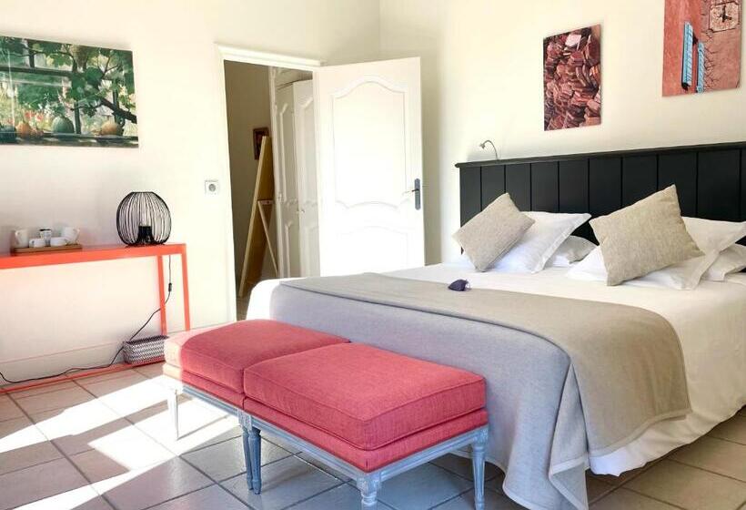 غرفة قياسية مزوَّدة بتراس, Domaine De L Enclos