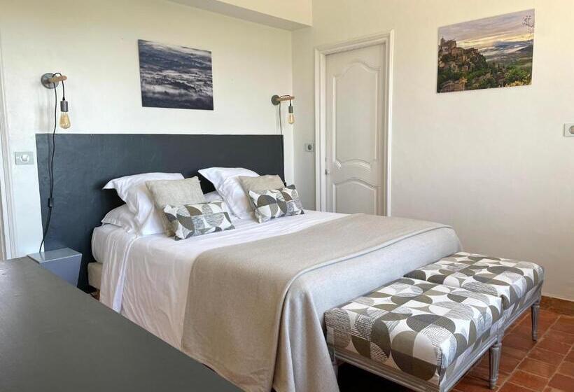 جناح عائلي, Domaine De L Enclos