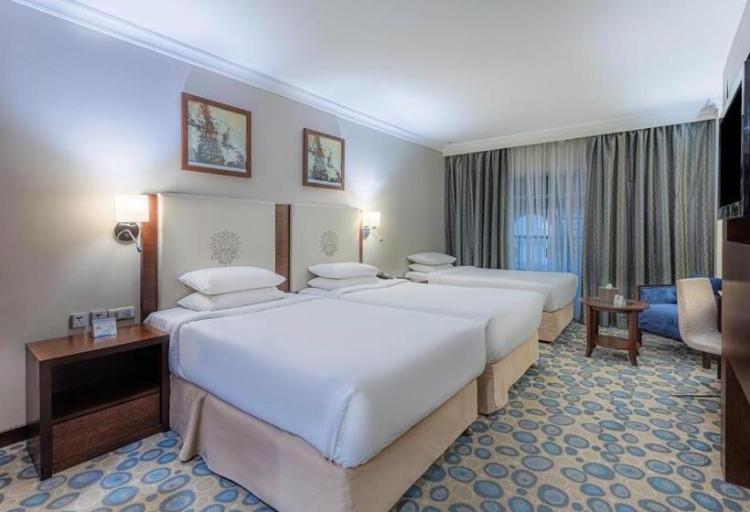 Трехместный Номер Классика, Al Aqeeq Madinah