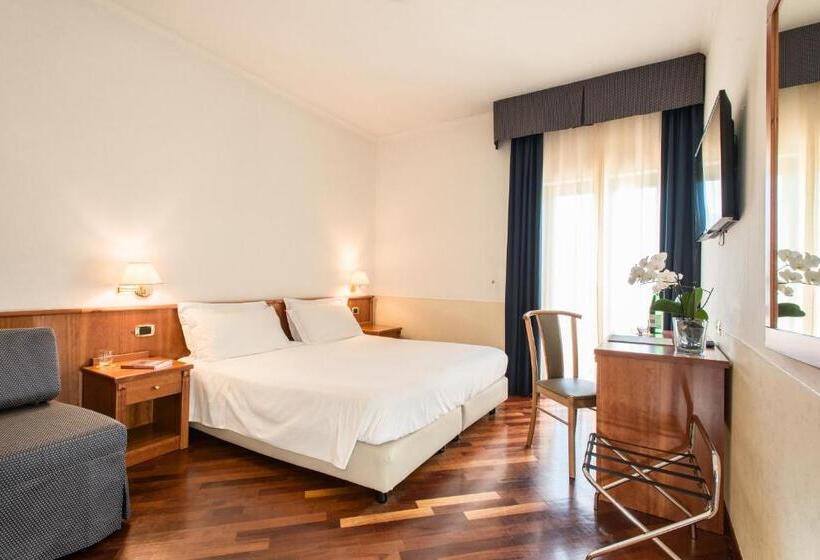 חדר סטנדרט עם כניסה לספא, Atlantic Park