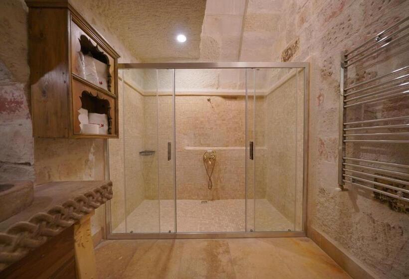 سوییت, Fairyland Cave