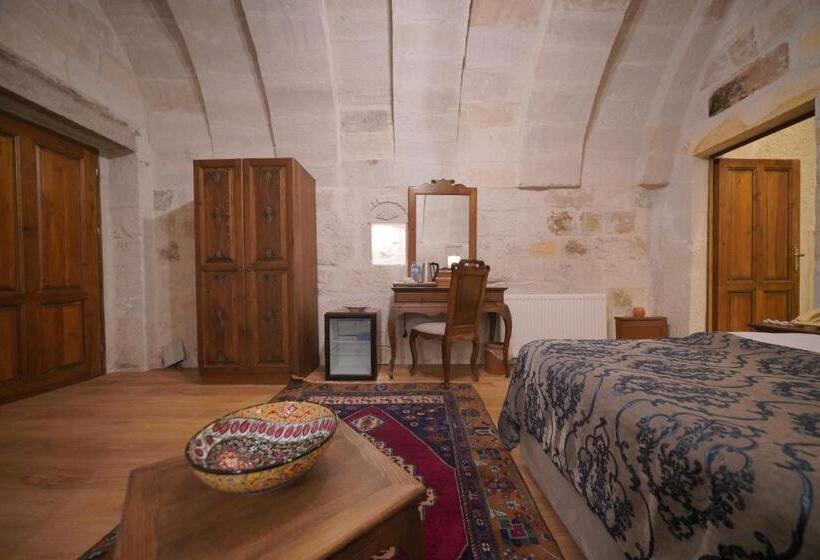 سوییت, Fairyland Cave