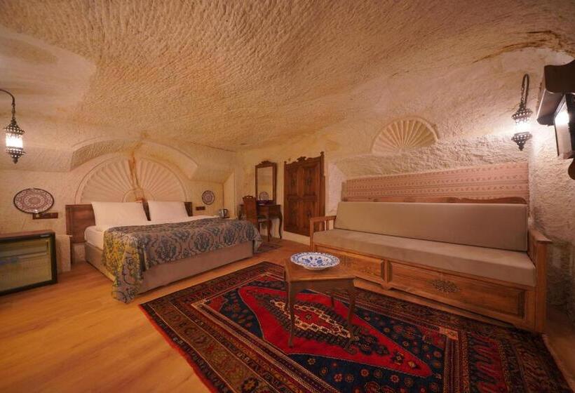 سوییت لوکس, Fairyland Cave