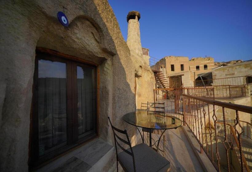 اتاق لوکس با بالکن, Fairyland Cave