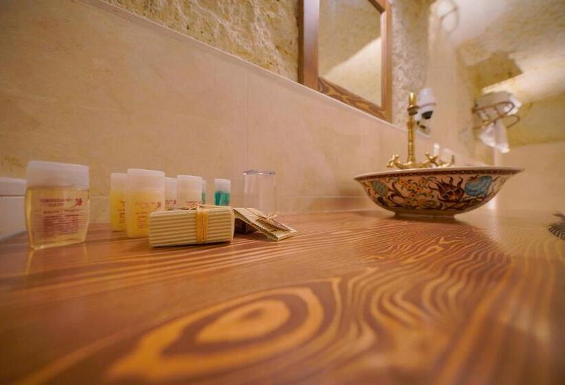 اتاق استاندارد, Fairyland Cave