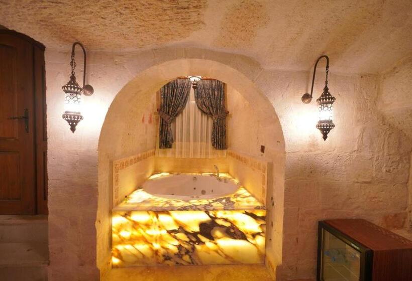 디럭스 스위트, Fairyland Cave