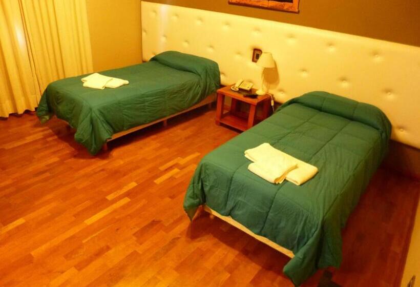 غرفة قياسية, Garden House