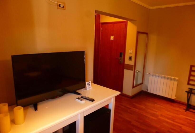 جناح, Garden House